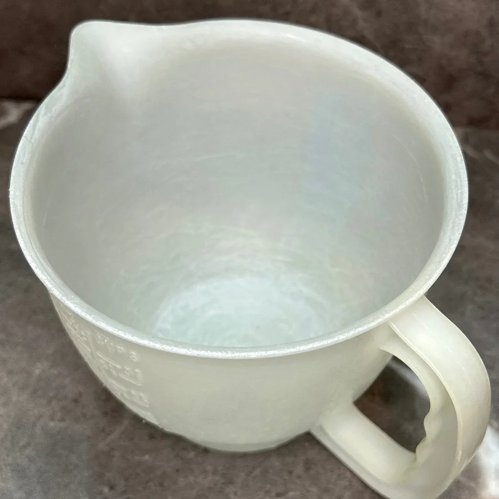 Vintage Tupperware Mix-N-Stor 1 Liter Measuring Pitcher 4 Cup 32 oz 1298-1 White